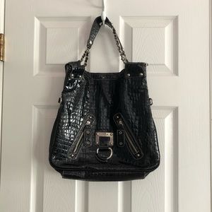 Linear purse